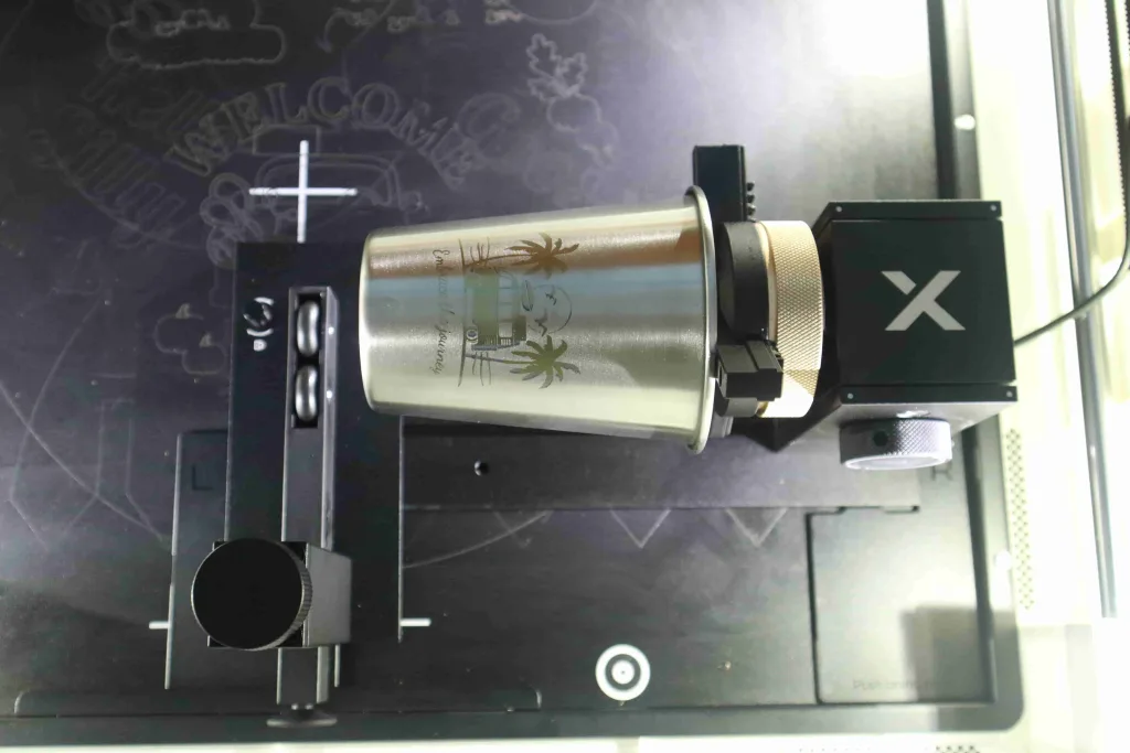 Irregular cylindrical engraving