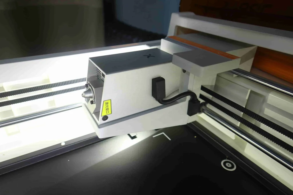 Magnetic directional laser mount